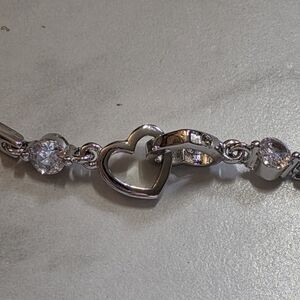 Elegant Silver Heart Bracelet